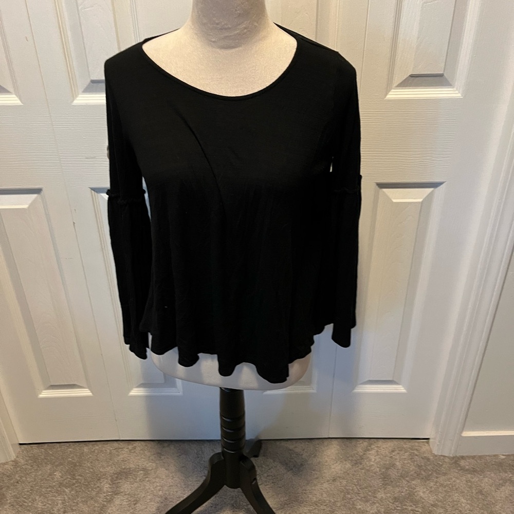 Shannon Passero size M Black Women's Top